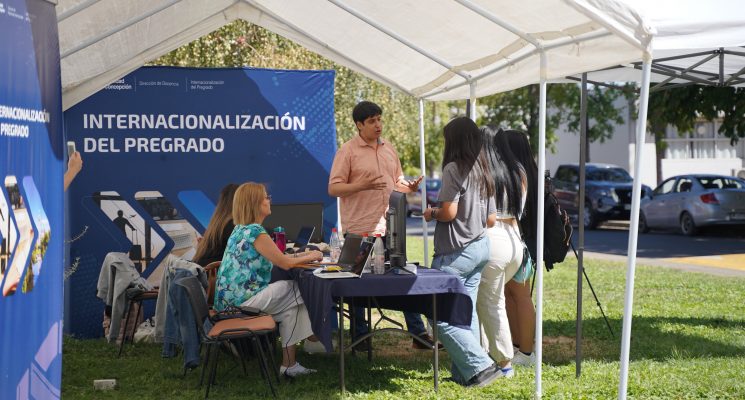 La UdeC abre nueva convocatoria de becas para estudiar en el extranjero
